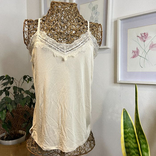 Polera de algodón crema
